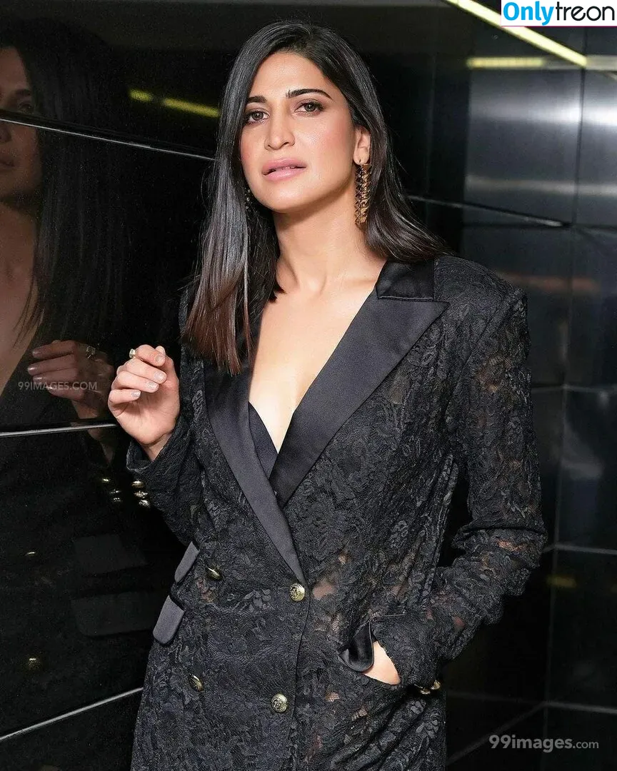 Aahana Kumra голая photo #0106 (aahanakumra)