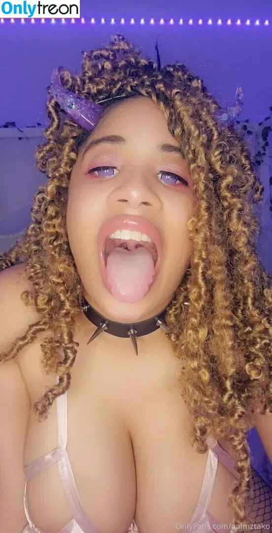 aaimztako nude photo #0020 (aaimztako)