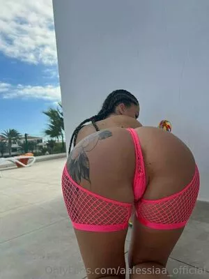  nude photo #0004