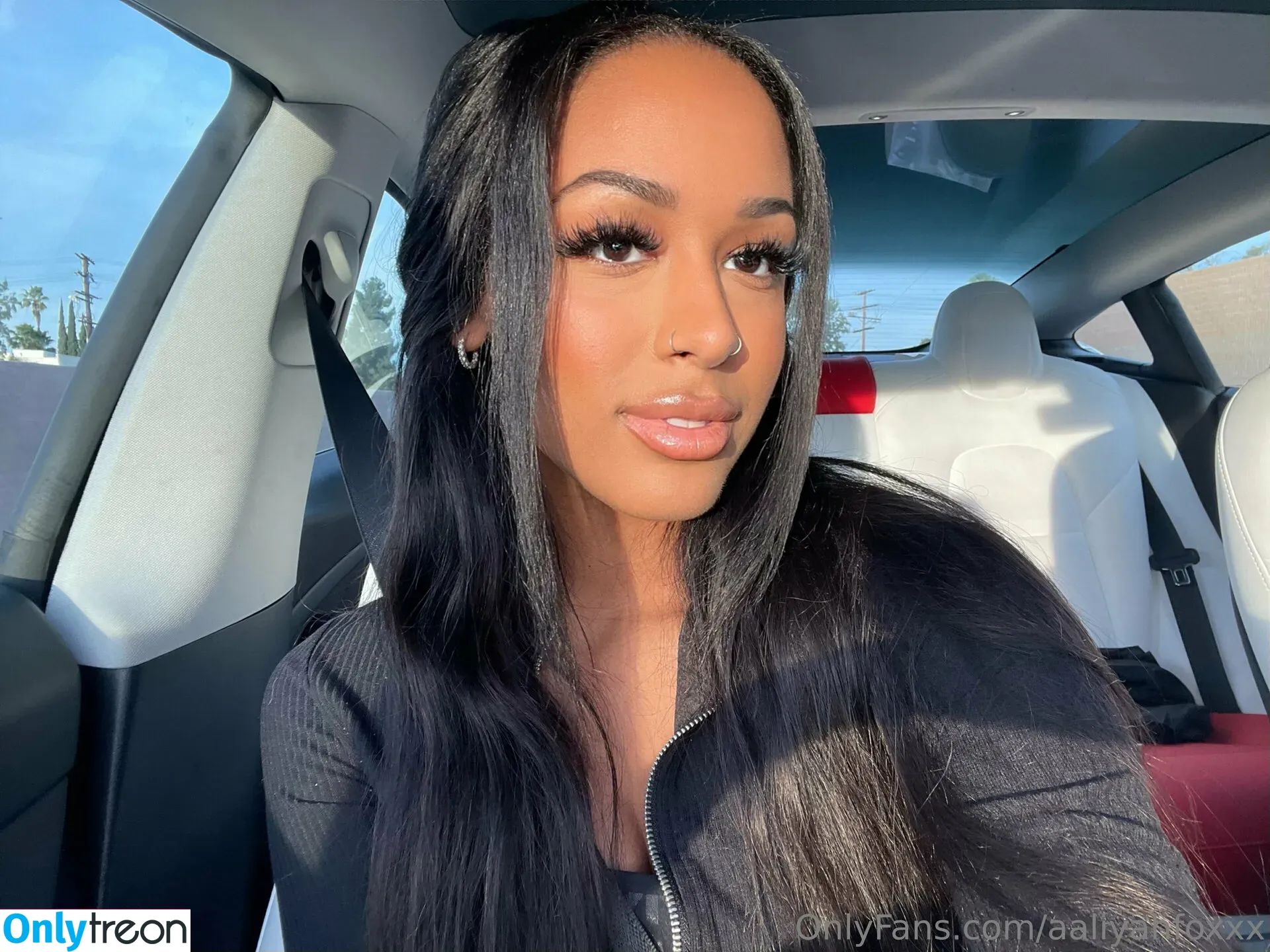 Aaliyah Foxxx голая photo #0055 (FoxxAaliyah / aaliyahfoxxofficial / aaliyahfoxxx)