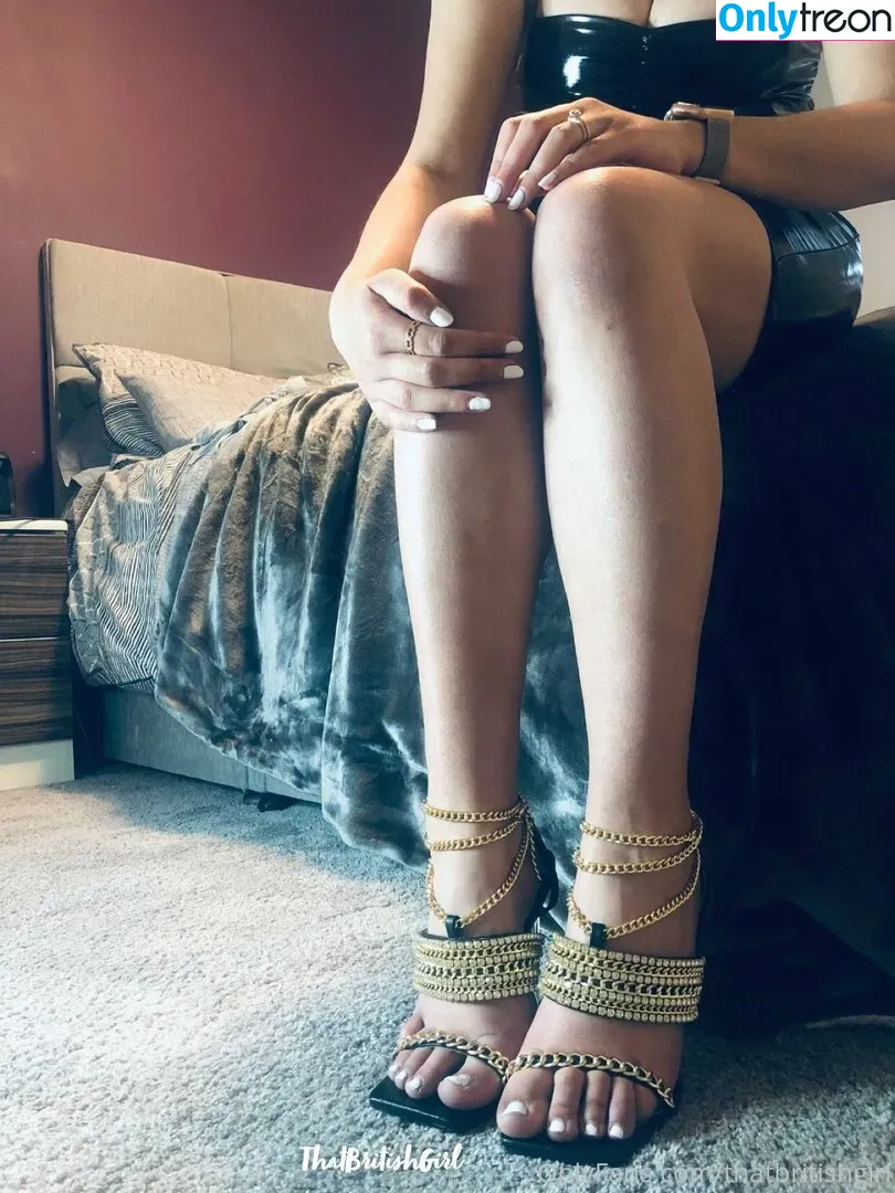 Aaliyah Yasin nude photo #0358 (_thatbritishcouple / aaliyah.yasin / thatbritishg1rl)