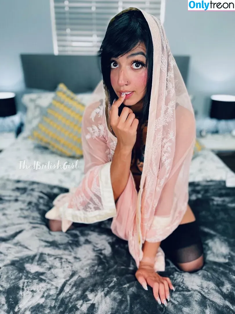 Aaliyah Yasin nude photo #0580 (_thatbritishcouple / aaliyah.yasin / thatbritishg1rl)