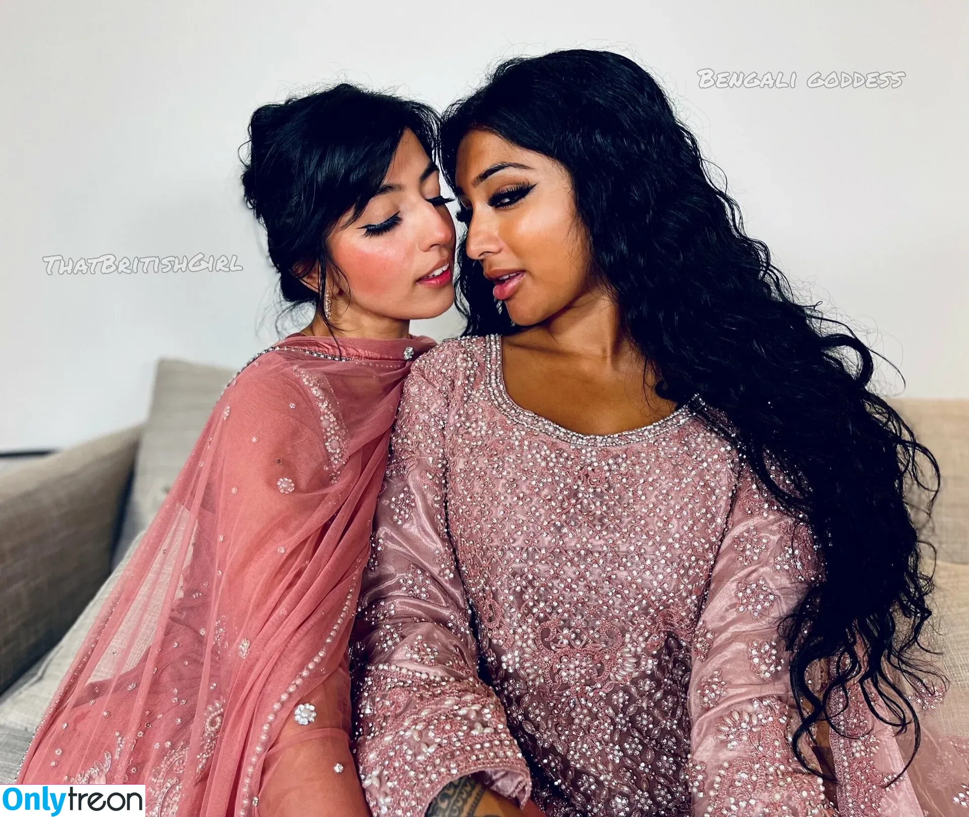 Aaliyah Yasin nude photo #0593 (_thatbritishcouple / aaliyah.yasin / thatbritishg1rl)