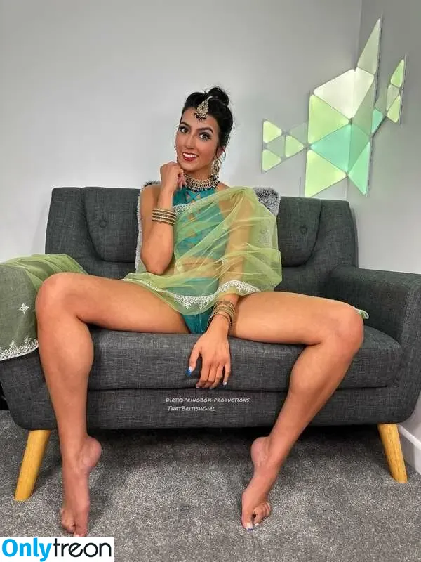 Aaliyah Yasin nude photo #0627 (_thatbritishcouple / aaliyah.yasin / thatbritishg1rl)