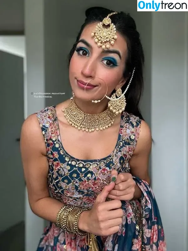 Aaliyah Yasin nude photo #0650 (_thatbritishcouple / aaliyah.yasin / thatbritishg1rl)