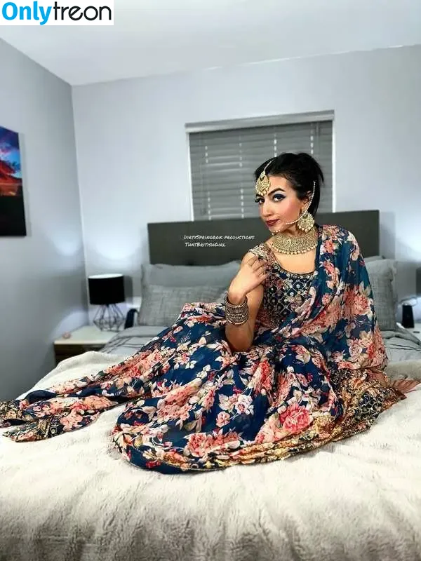 Aaliyah Yasin nude photo #0652 (_thatbritishcouple / aaliyah.yasin / thatbritishg1rl)