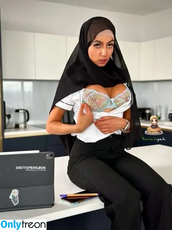 Aaliyah Yasin nude photo #0681 (_thatbritishcouple / aaliyah.yasin / thatbritishg1rl)