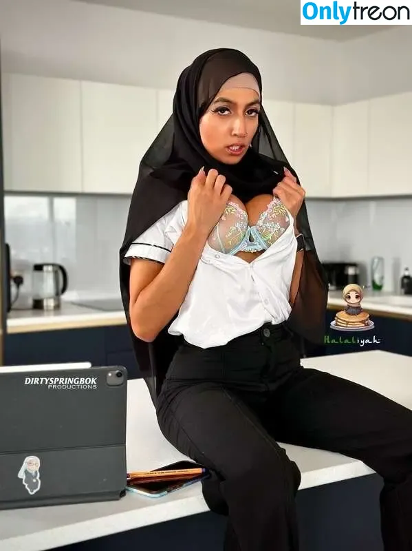 Aaliyah Yasin nude photo #0683 (_thatbritishcouple / aaliyah.yasin / thatbritishg1rl)