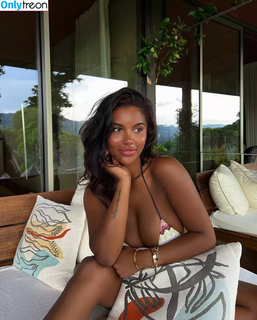aaliyahceilia nude photo #0007 (aaliyahceilia)