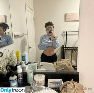 aaliyahfncruzfree / aaliyahfuckingcruz nude photo #0026