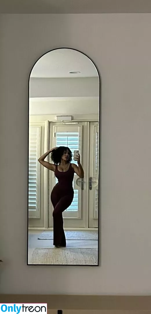 Aaliyeezy nude photo #0347 (theallierae)