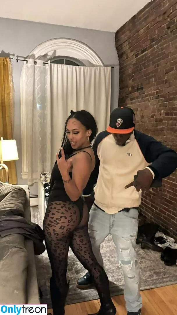 Aaliyeezy nude photo #0415 (theallierae)