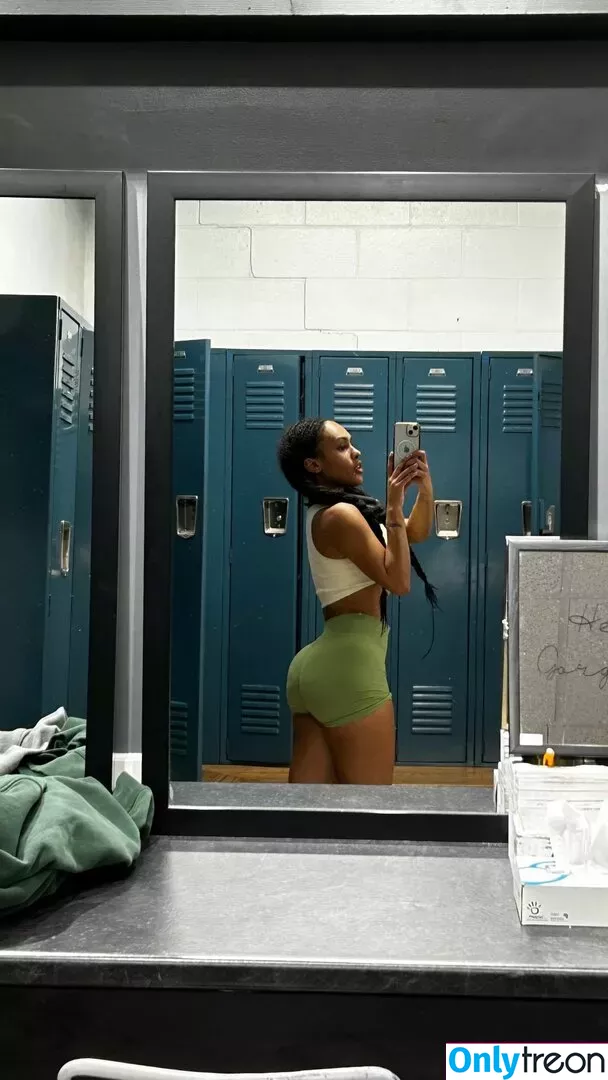 Aaliyeezy nude photo #0419 (theallierae)