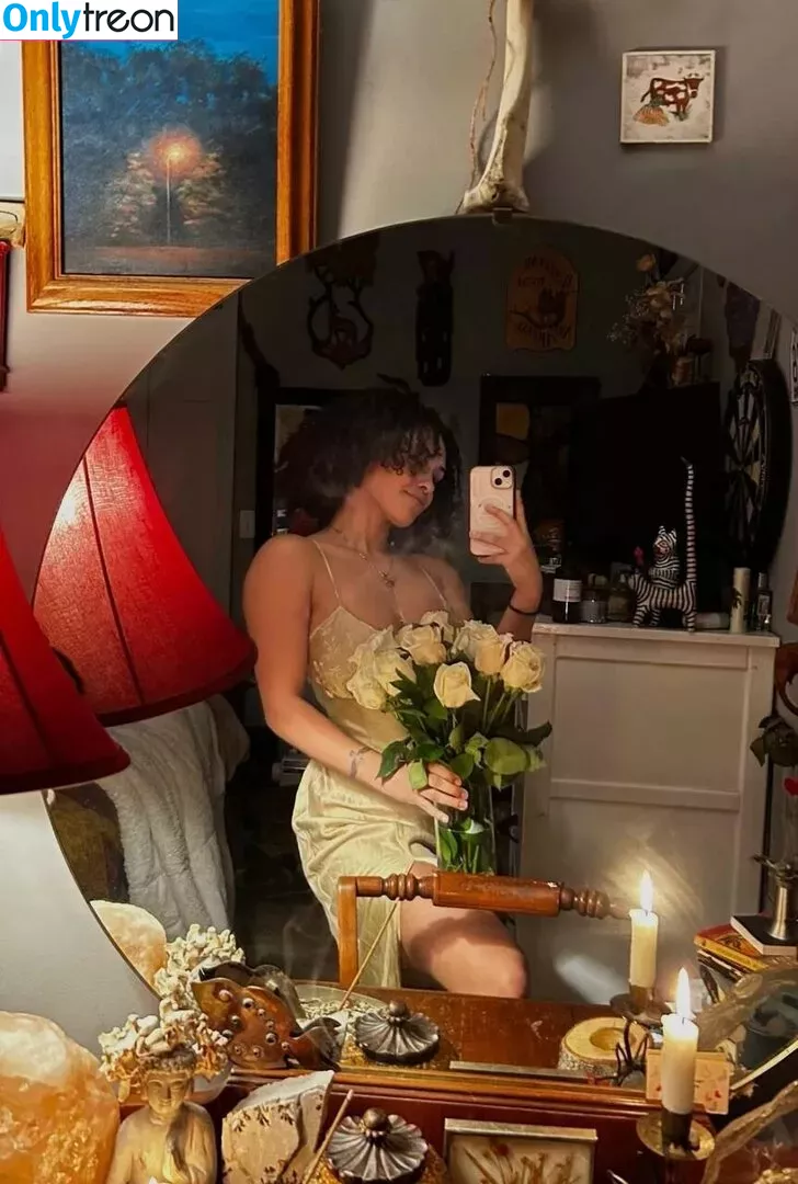 Aaliyeezy nude photo #0458 (theallierae)
