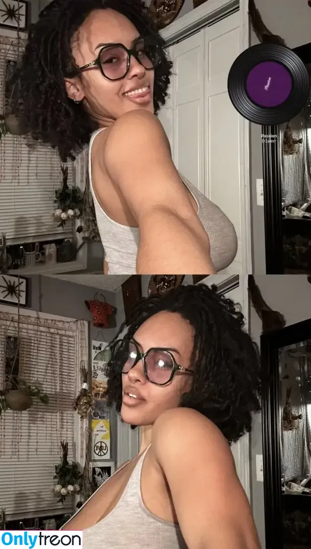 Aaliyeezy nude photo #0470 (theallierae)