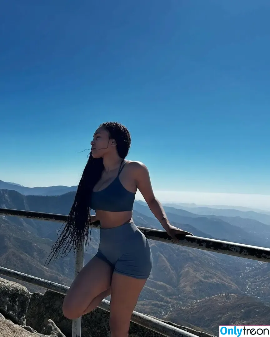 Aaliyeezy nude photo #0495 (theallierae)
