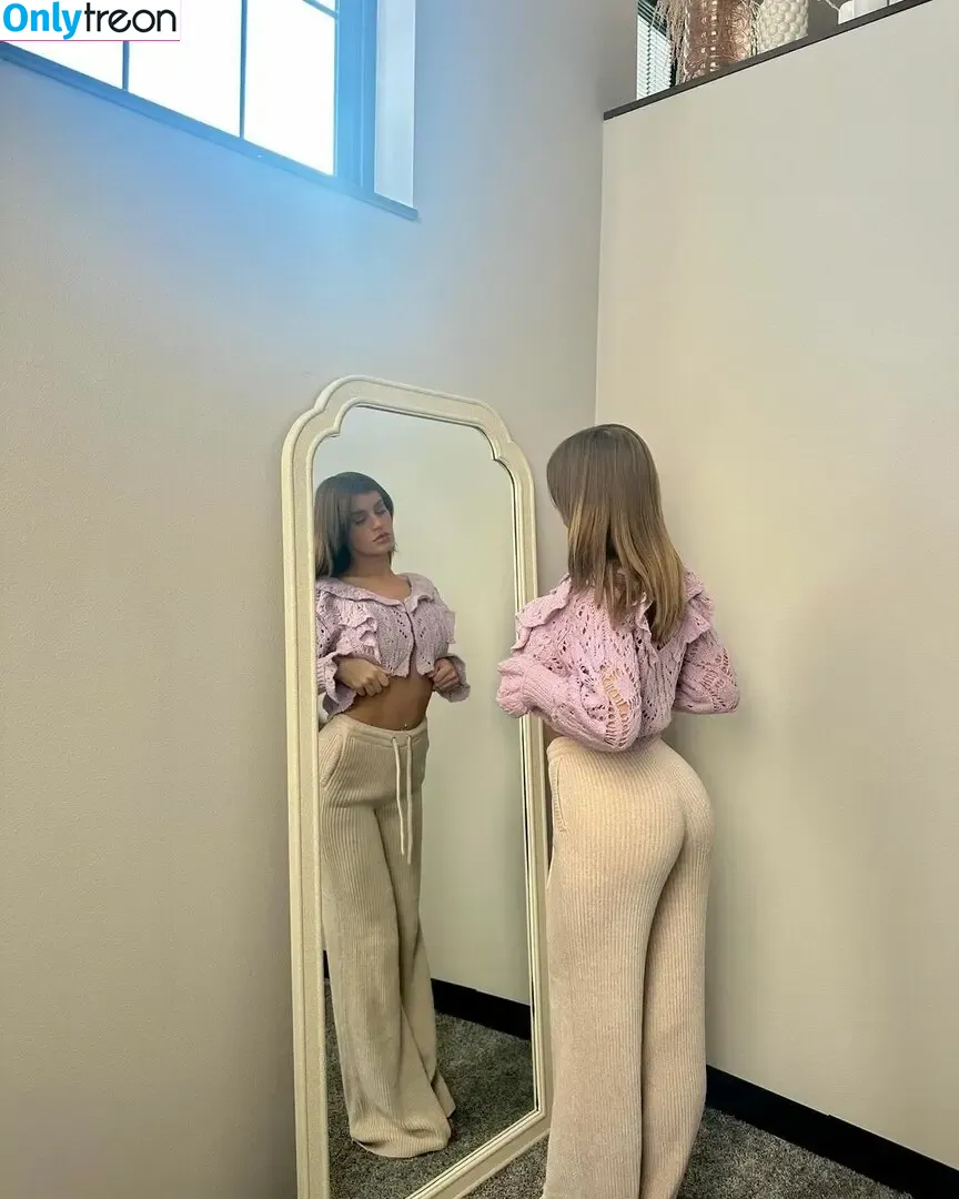 AAri nude photo #0009 (xxaari8)