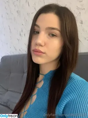 Aarianaas / aarianasparkss nude photo #0004