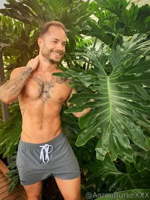 aaronburkexxx / aar0nburke nude photo #0023