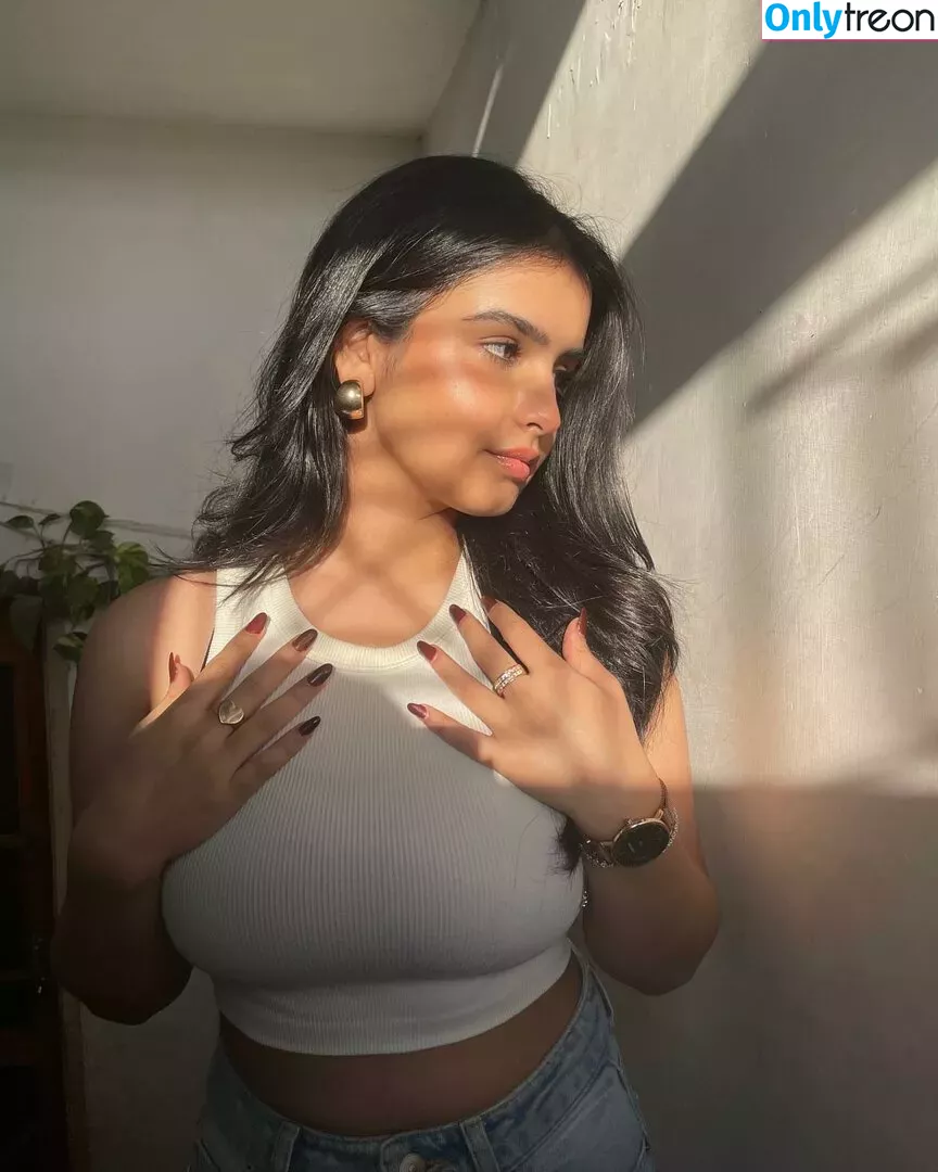 Aarushi Abrol nude photo #0007 (aarushi.abrol)