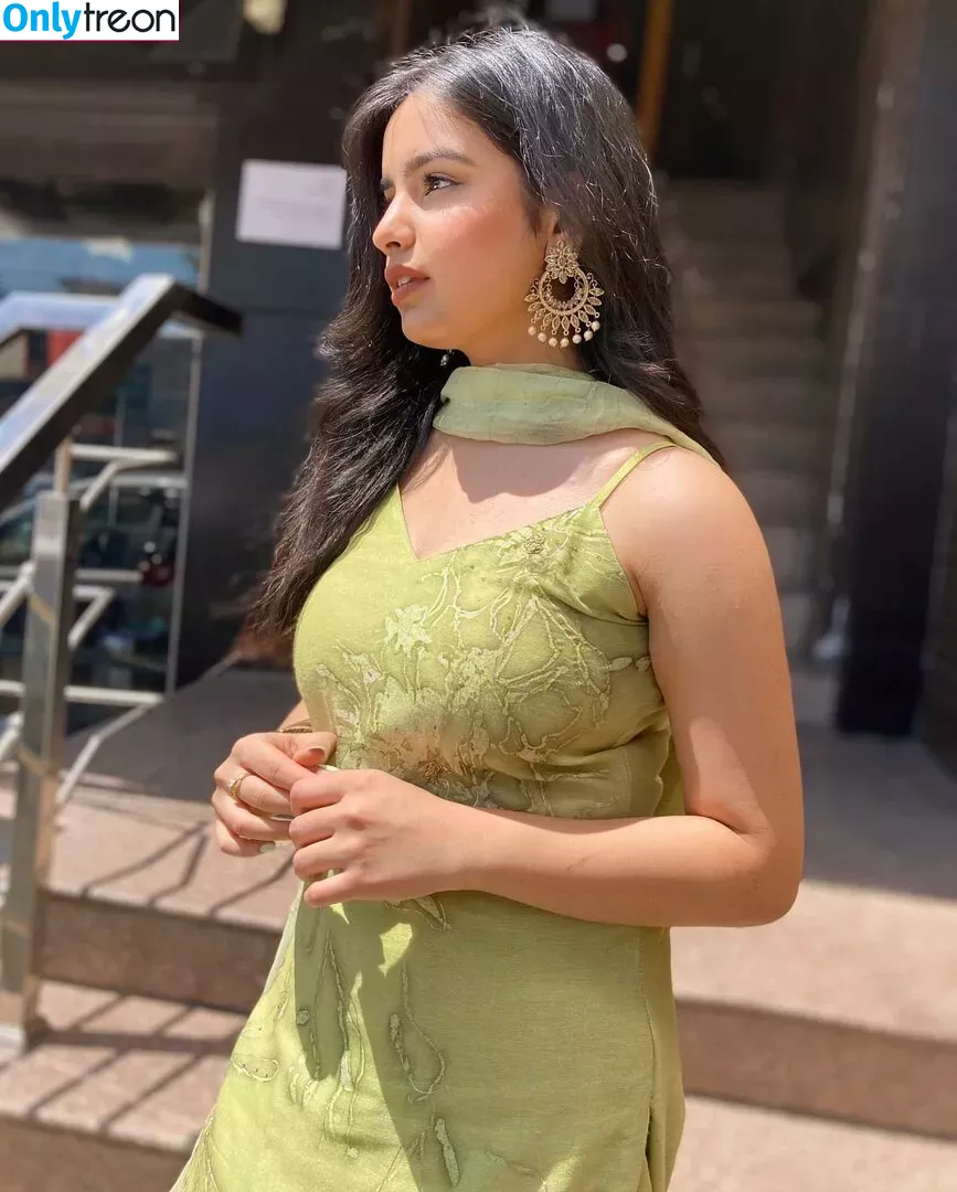 Aarushi Abrol nude photo #0012 (aarushi.abrol)