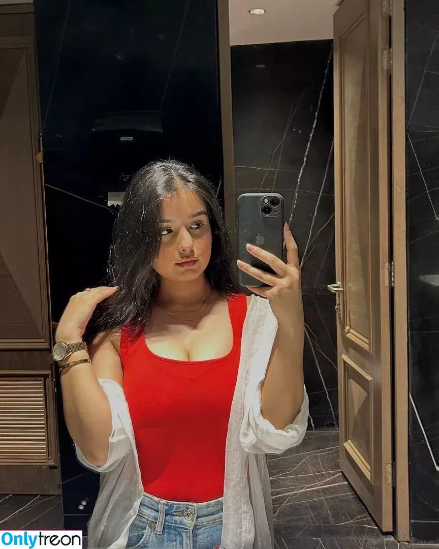Aarushi Abrol nude photo #0027 (aarushi.abrol)