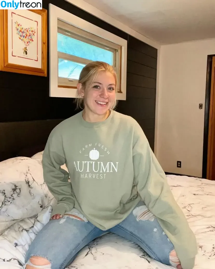 aautumn_blondie nude photo #0023 (a_rogs_0922)
