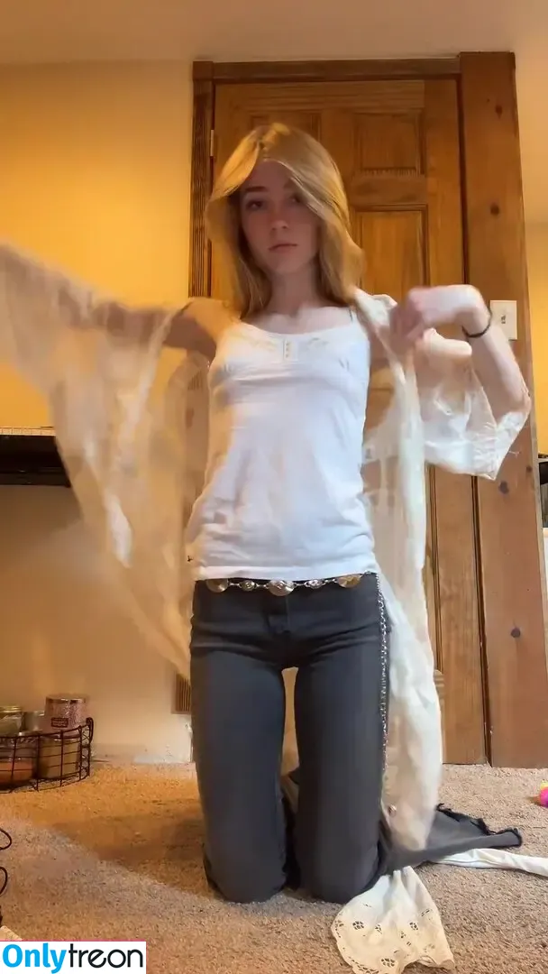 aayeayla голая photo #0010 (aaylaariannaa / danyellay)