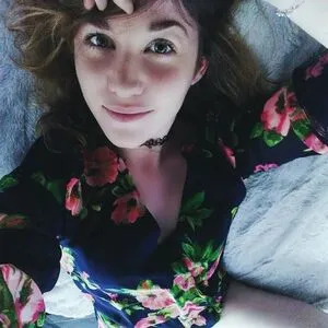 Aayley / French streamer nude photo #0070