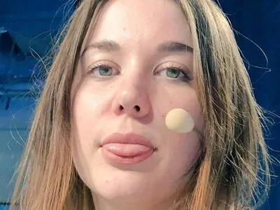 Aayley / French streamer nude photo #0087
