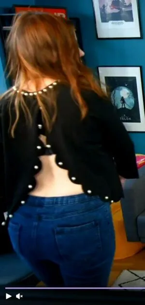 Aayley / French streamer nude photo #0091
