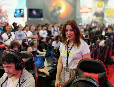 Aayley / French streamer nude photo #0095