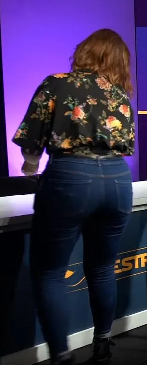 Aayley / French streamer nude photo #0119