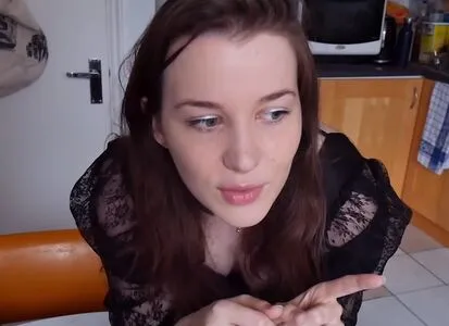 Aayley / French streamer nude photo #0161