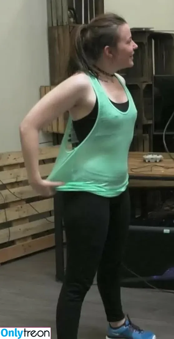 Aayley голая photo #0010 (French streamer)