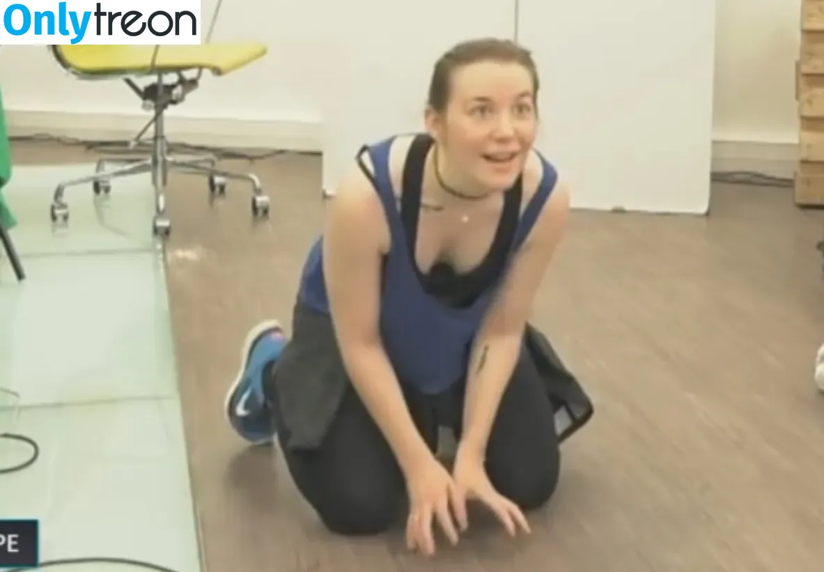 Aayley nude photo #0053 (French streamer)