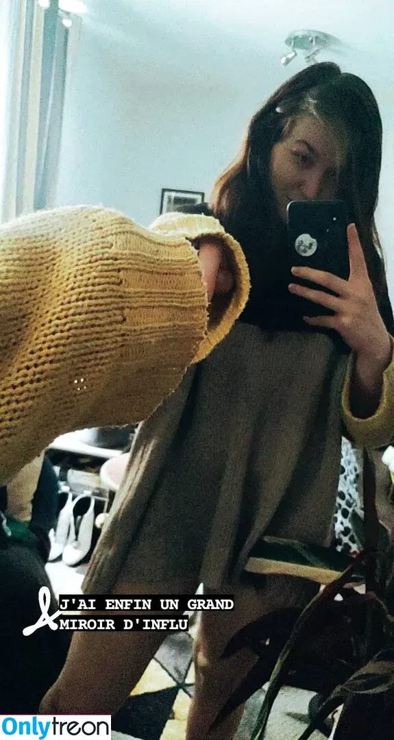 Aayley nude photo #0126 (French streamer)