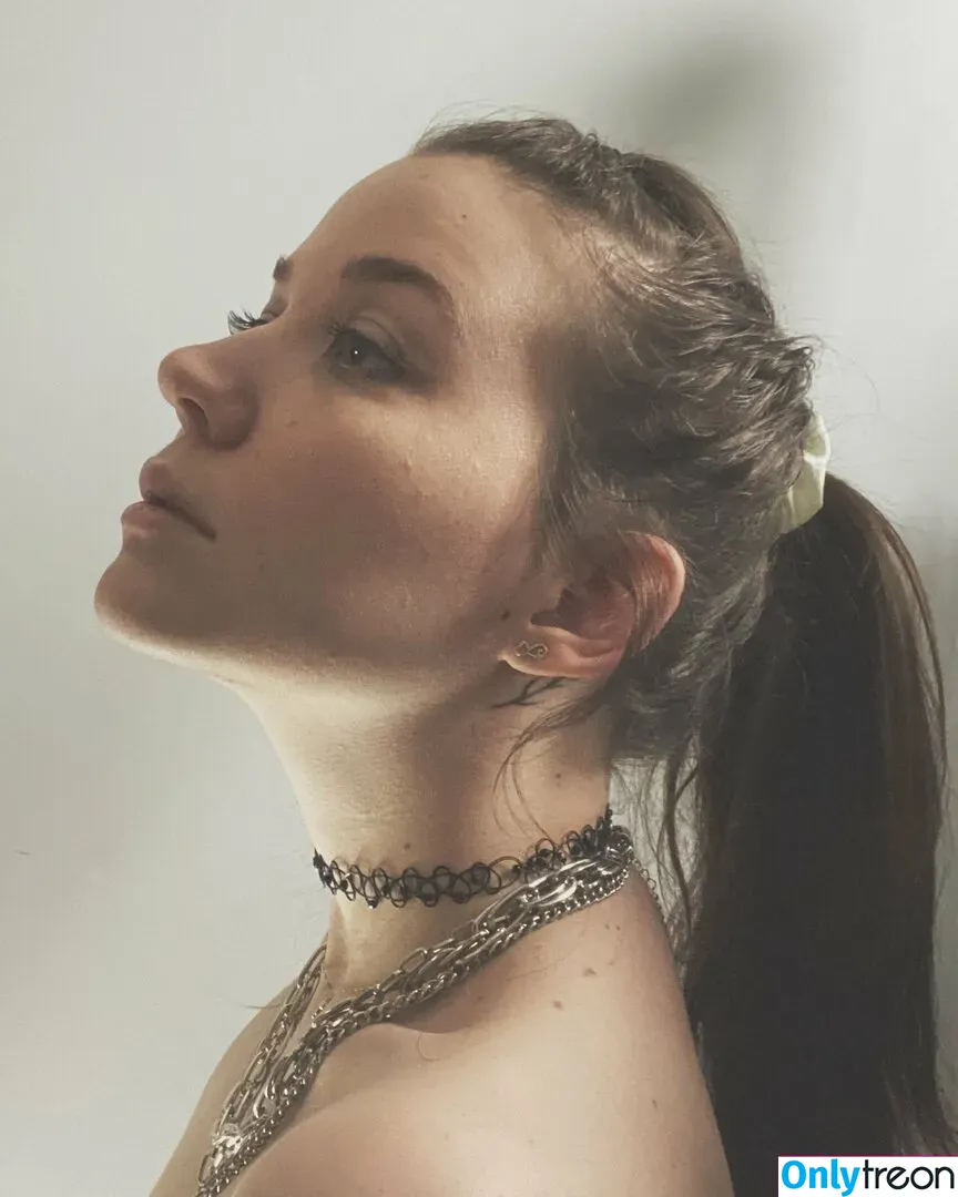 Aayley голая photo #0128 (French streamer)