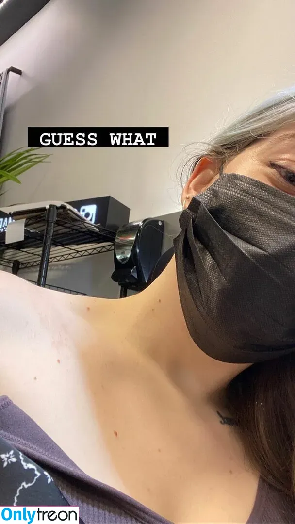 Aayley nude photo #0140 (French streamer)