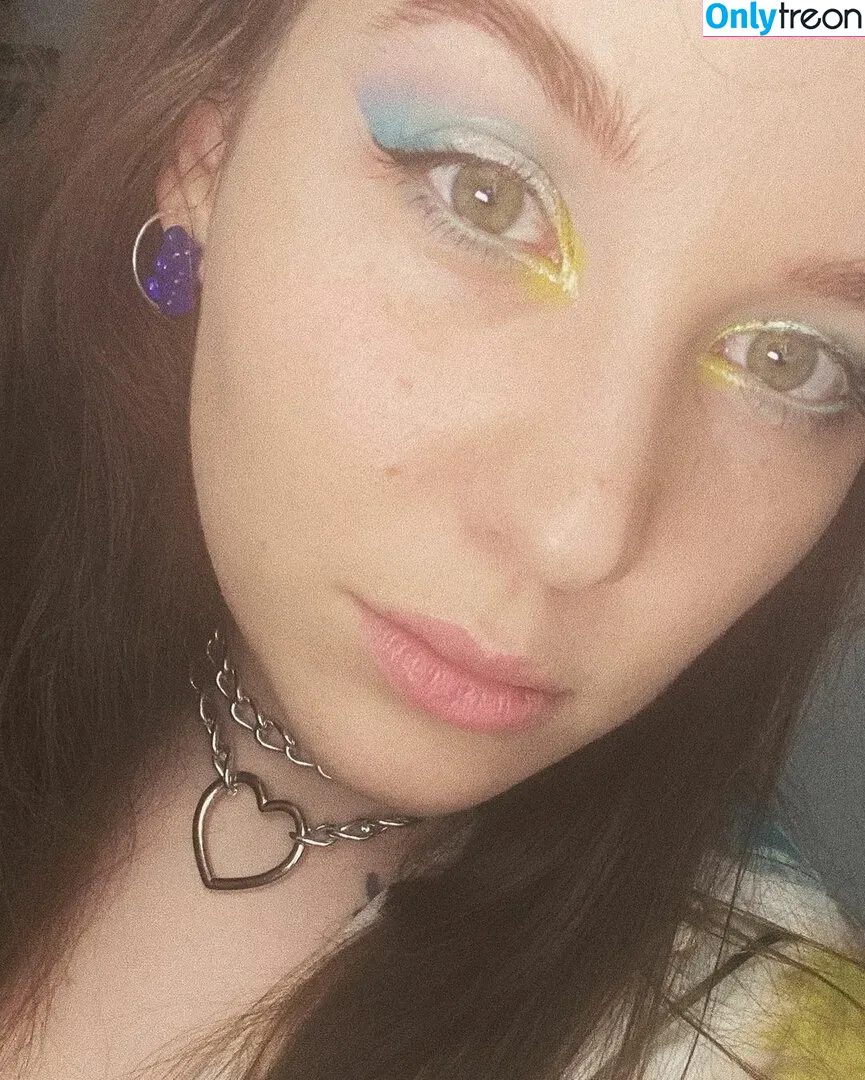 Aayley nude photo #0151 (French streamer)