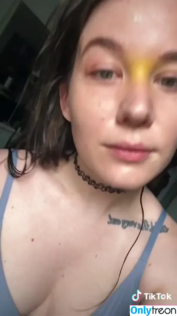 Aayley nude photo #0158 (French streamer)