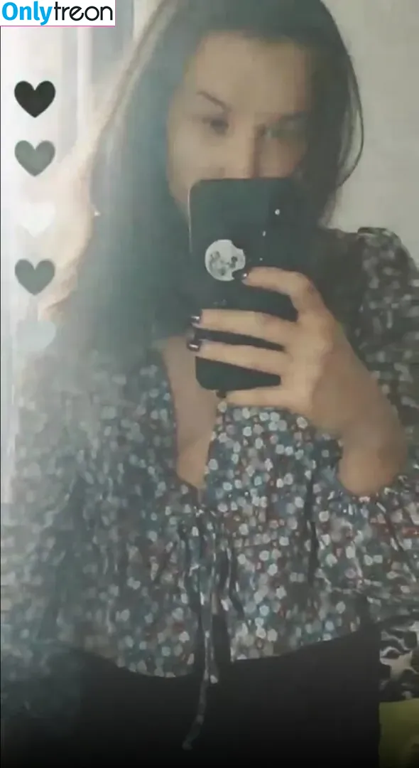 Aayley nude photo #0159 (French streamer)