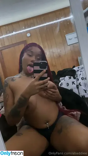 abaddiee / abadiieee nude photo #0023