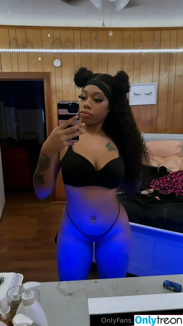 abaddiee nude photo #0021 (abadiieee)