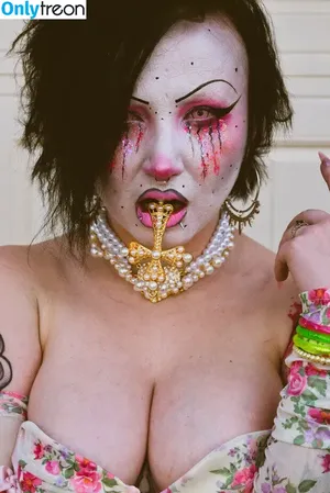 Abadon / Thezombae фото голая #0310