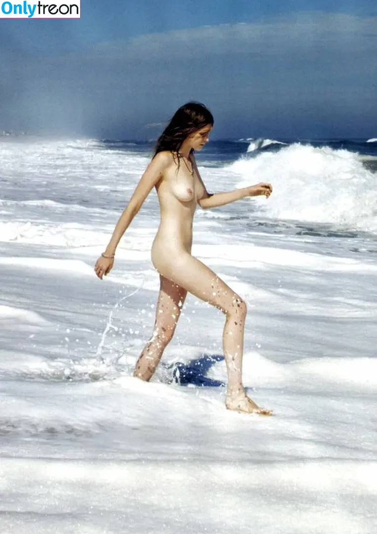 Abbey Lee Kershaw nude photo #0284 (abbeylee)