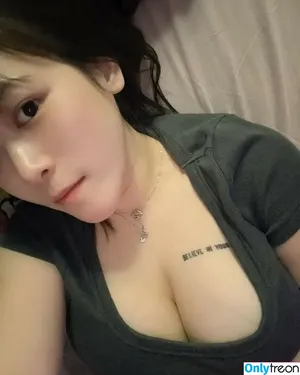abbeyweiwei / abbeyweiwei0318 / 𝘼𝙗𝙗𝙚𝙮苇苇 nude photo #0029