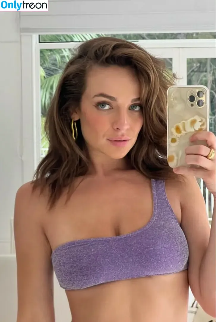 Abbie Chatfield nude photo #0407 (abbiechatfield)