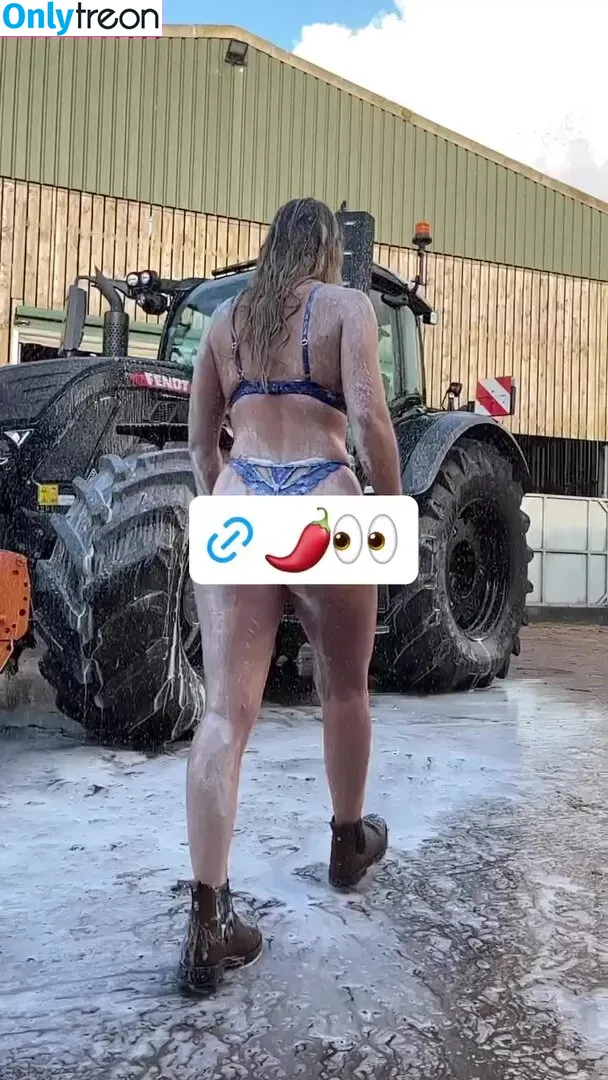 Abbie Coombes голая photo #0006 (Farmer / abi.coombes / abixonlyfans)