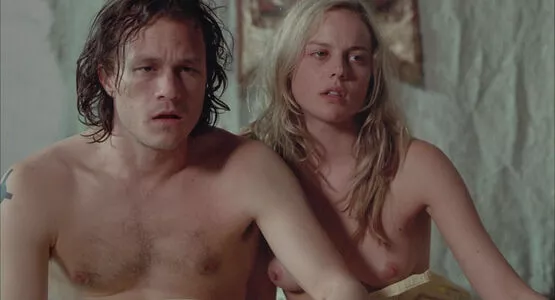 Abbie Cornish / abbiecornish nude photo #0054